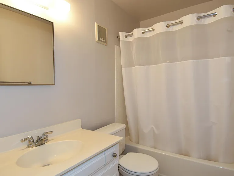 25 Pickering Ct #2 — Photo 26