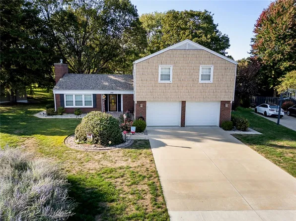 208 Denvale Dr, Danville, IL 61832