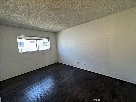2nd image of 3751 Harvill Ln