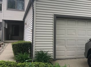 3454 Golfview Dr, Hazel Crest, IL 60429