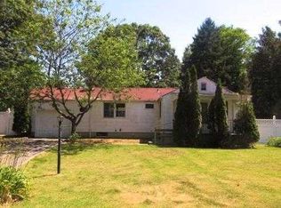 30 3rd Ave, Rocky Point, NY 11778