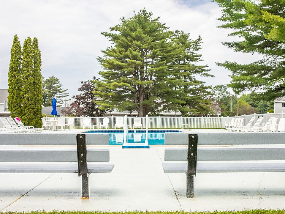 Large Swimming Pool