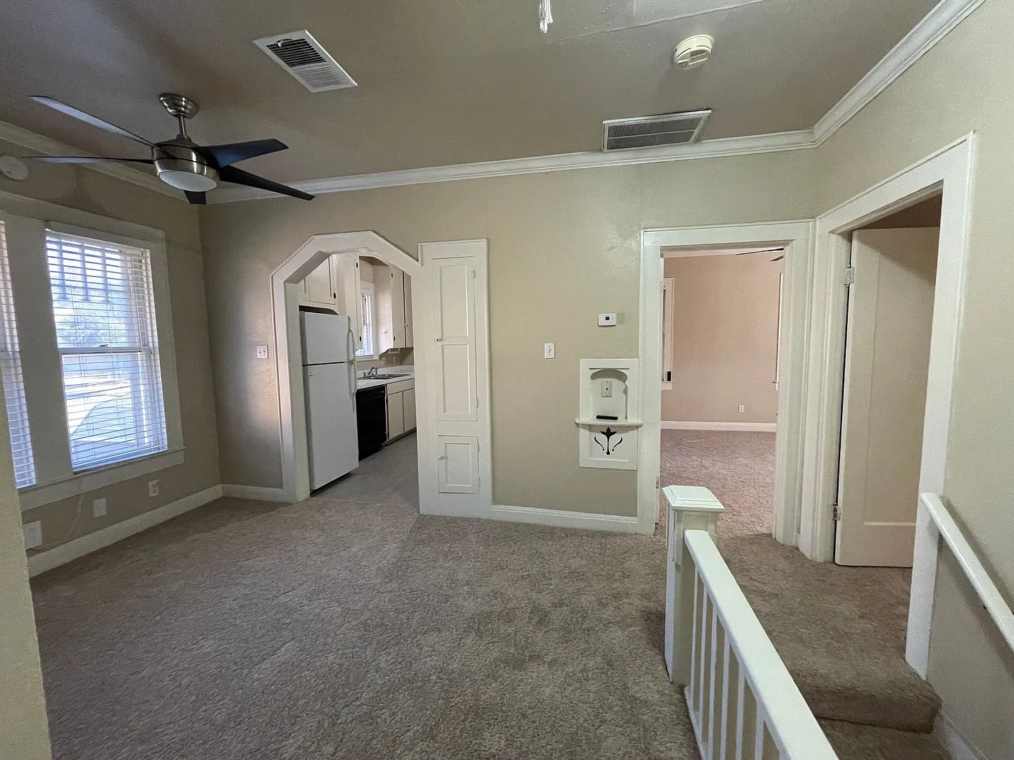 2bed/1bath Duplex — Photo 4
