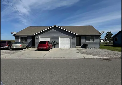 101 Deangela Dr #B Photo 1