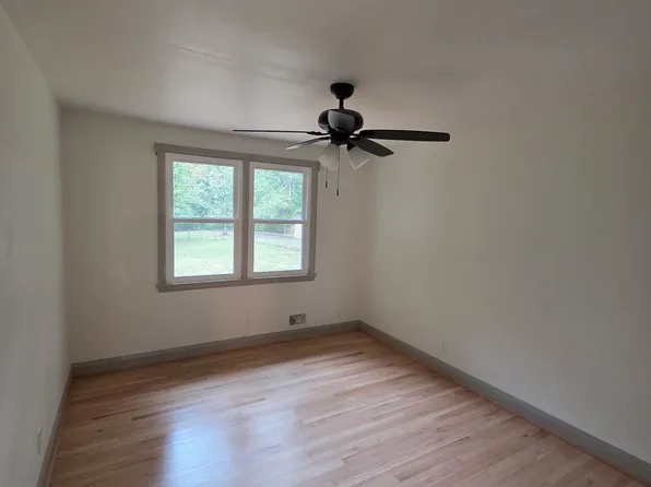 331 Amelon Rd, Madison Heights, VA 24572