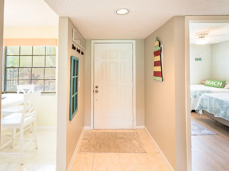 1401 Pinecrest Cir #A — Photo 2