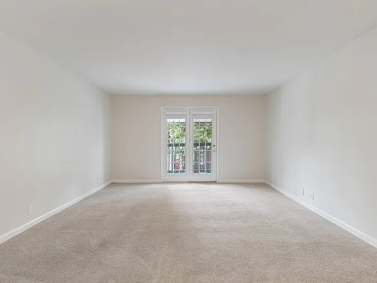 1908 Convent Pl #15 — Photo 8