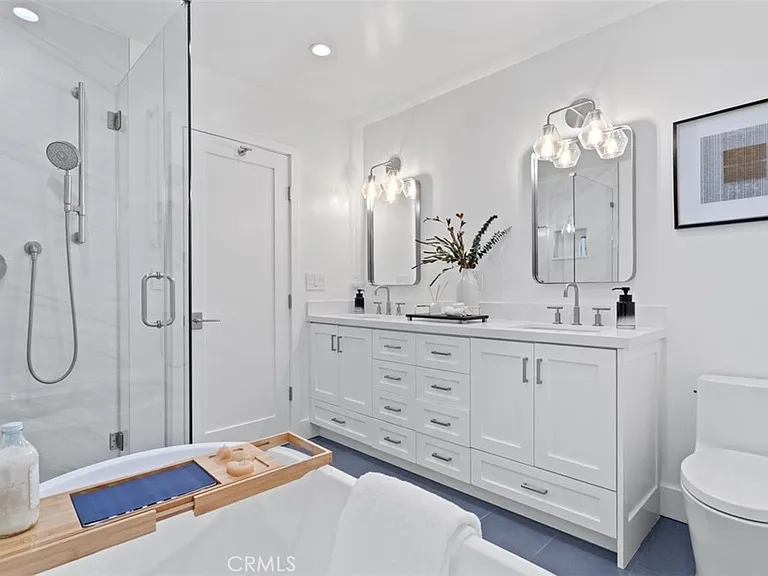 1409 Havenhurst Dr #3 — Photo 8