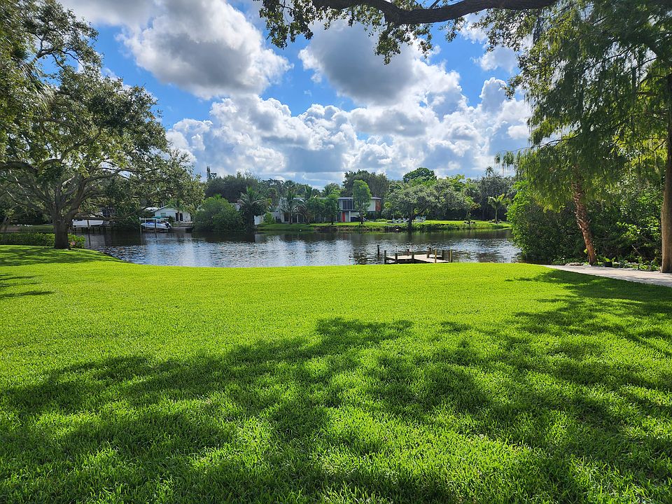 1st image of 2383 Florinda St