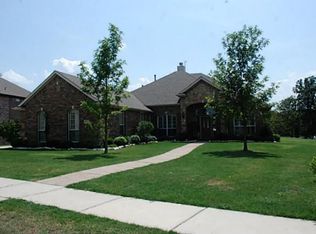 2711 Pottery Trl, Corinth, TX 76210