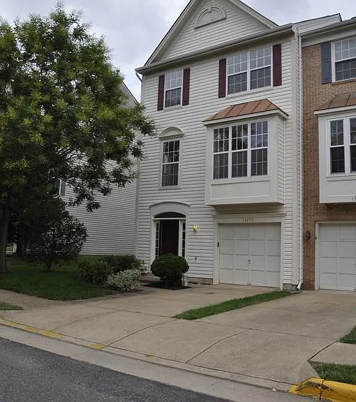 13270 Coppermill Dr — Photo 2