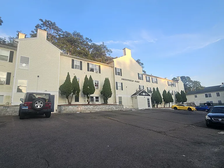 143 Sheffield Ave #O8-A — Photo 9