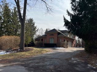 1729 Hamilton Dr, Bloomfield Hills, MI 48302