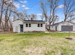 308 9th St W, Northfield, MN 55057