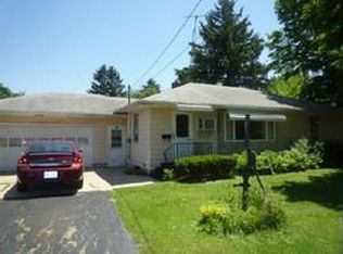 468 N Appleton Rd, Belvidere, IL 61008