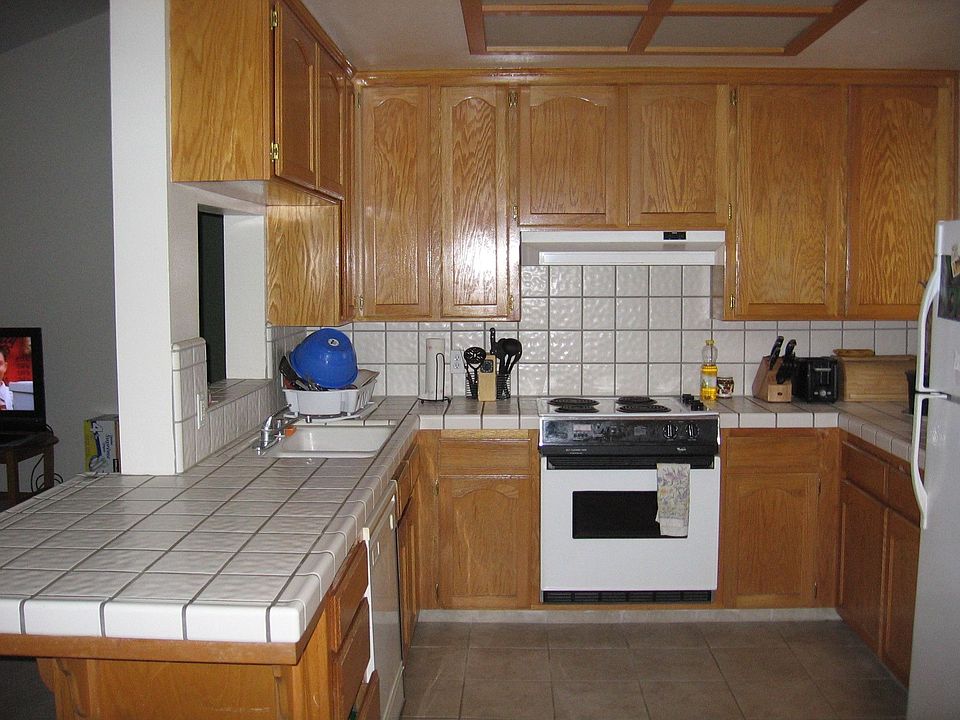 2nd image of 6114 N McCaffrey Ave