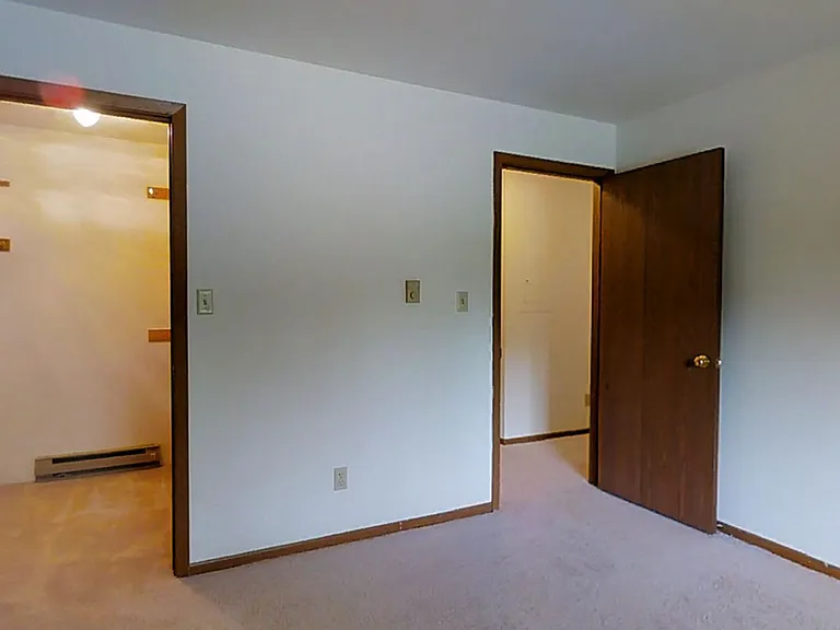 N83W13692 Fond Du Lac Ave #16 — Photo 7
