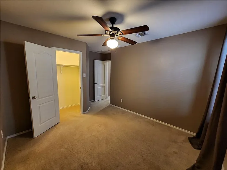 222 Telluride Dr — Photo 25