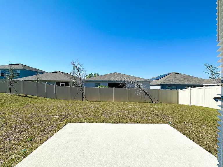 924 Serchio St — Photo 19