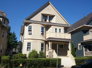 17 Fenwood Rd, Boston, MA 02115