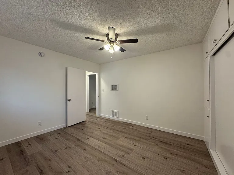 6415 Rosemead Blvd — Photo 26