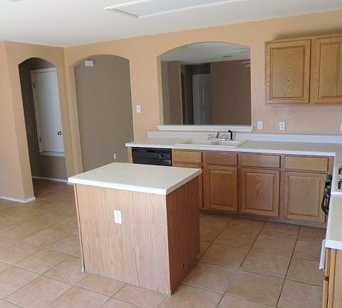 3rd image of 717 Blair Ave