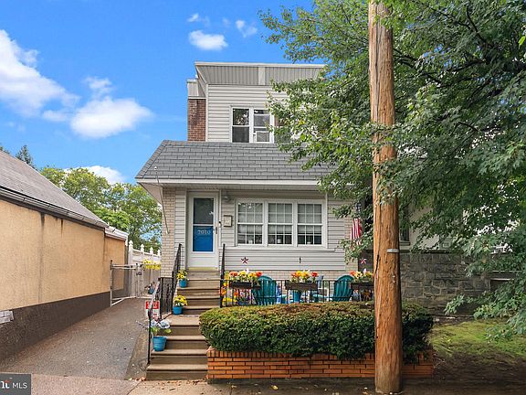 2nd image of 7010 Glenloch St