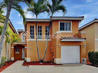 8721 SW 159th Pl, Miami, FL 33193