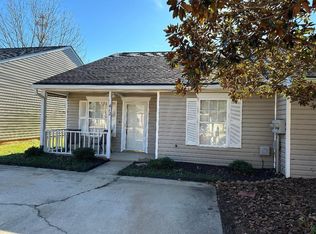 412 E Calhoun Crossing Ct, Spartanburg, SC 29307
