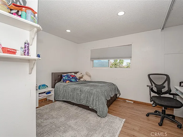 11321 Hart Way — Photo 25