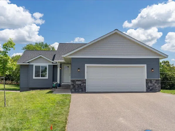 1450 Red Hawk Ct, New Richmond, WI 54017