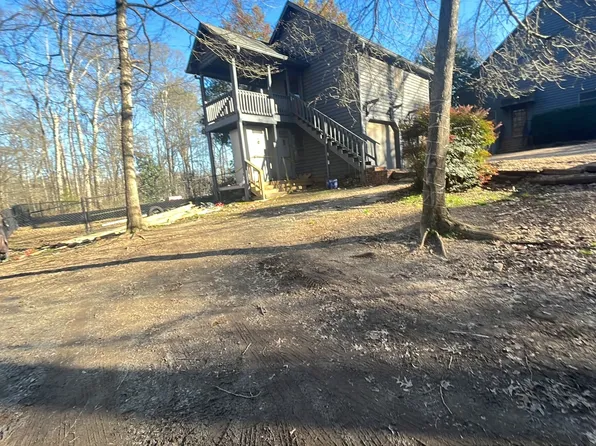 353 Longview Rd, Fayetteville, GA 30214