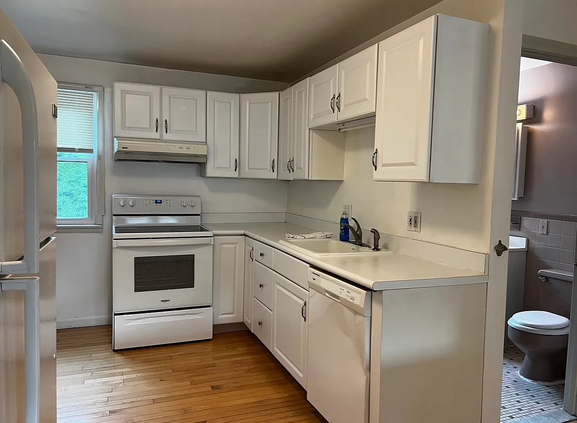 Building Photo - 63 Deming Rd #63B
