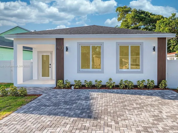 312 NW 9th St, Hallandale, FL 33009