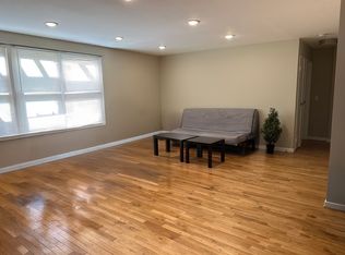 274 County Rd #2D, Tenafly, NJ 07670