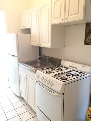 Rented by Keller Williams NYC | media 17