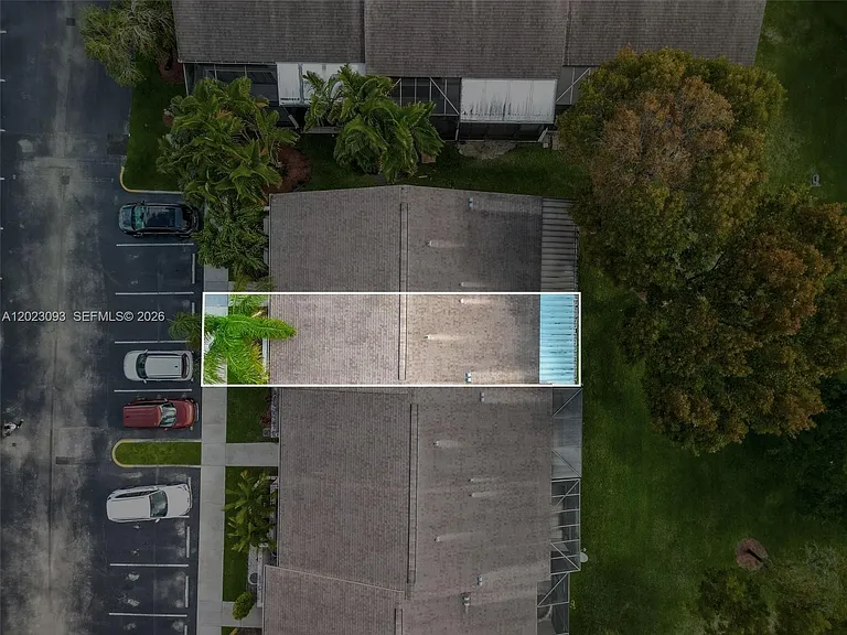 4241 SW 71st Way #4241 — Photo 34