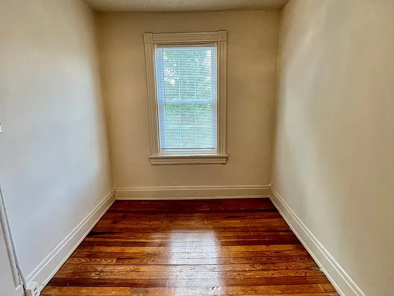 3024 Stuart Ave — Photo 3