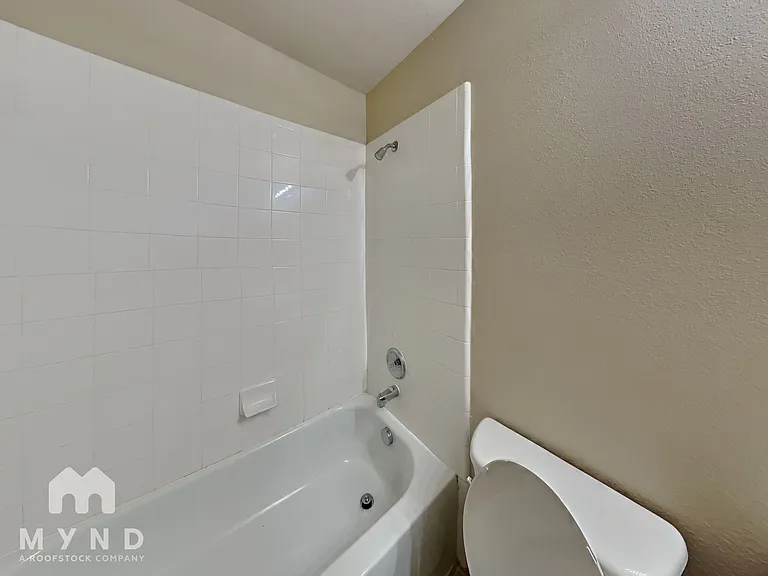 4812 Heather Glen Trl — Photo 14