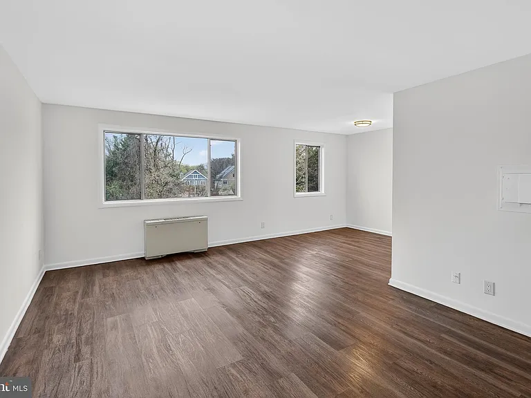 4570 Macarthur Blvd NW #208 — Photo 7