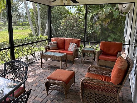 5th image of 6594 Casabella Ln