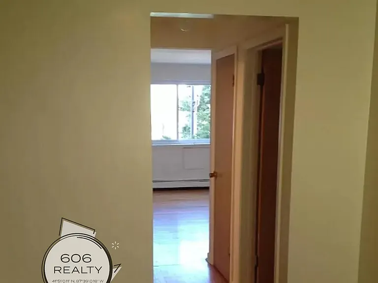 4827 West 31st! Great location for walkability! — Photo 9