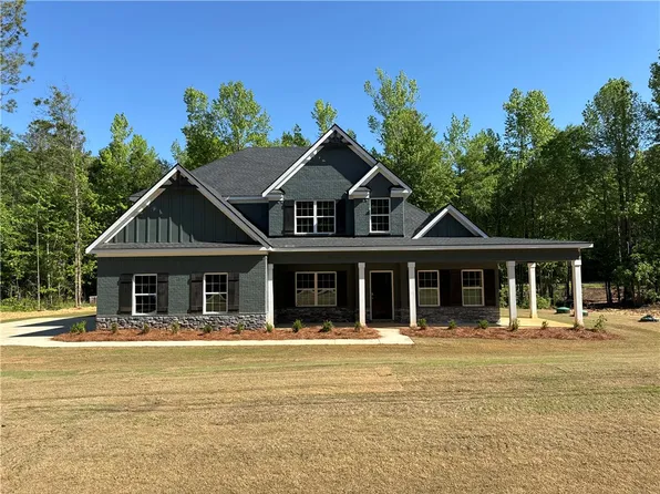 423 Lee Road 357, Valley, AL 36854