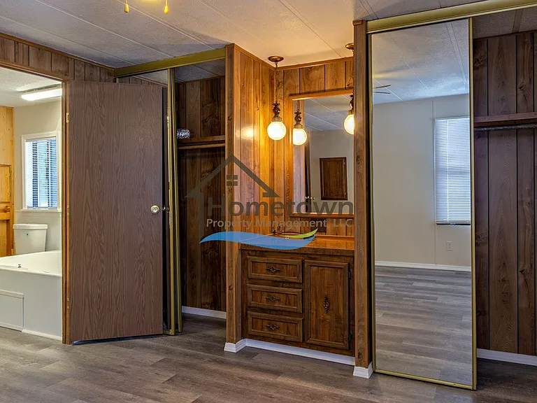 563 Terry Trl — Photo 17
