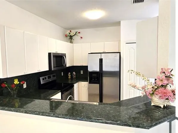 2210 Shoma Dr, Royal Palm Beach, FL 33414