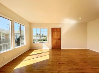 536 N Van Ness Ave APT 4, Los Angeles, CA 90004