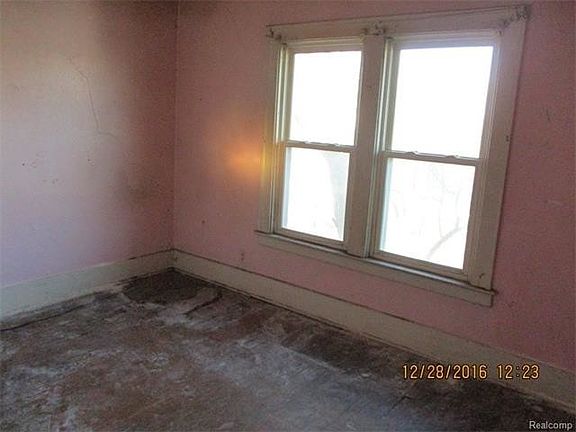 5th image of 2226 Taylor St #28