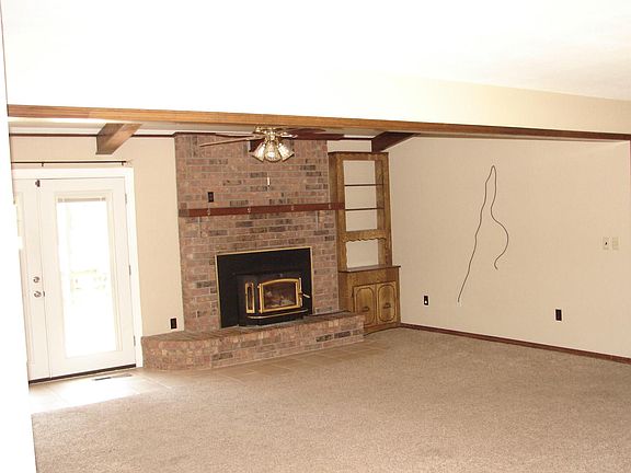 5th image of 16 Two Mile Ln