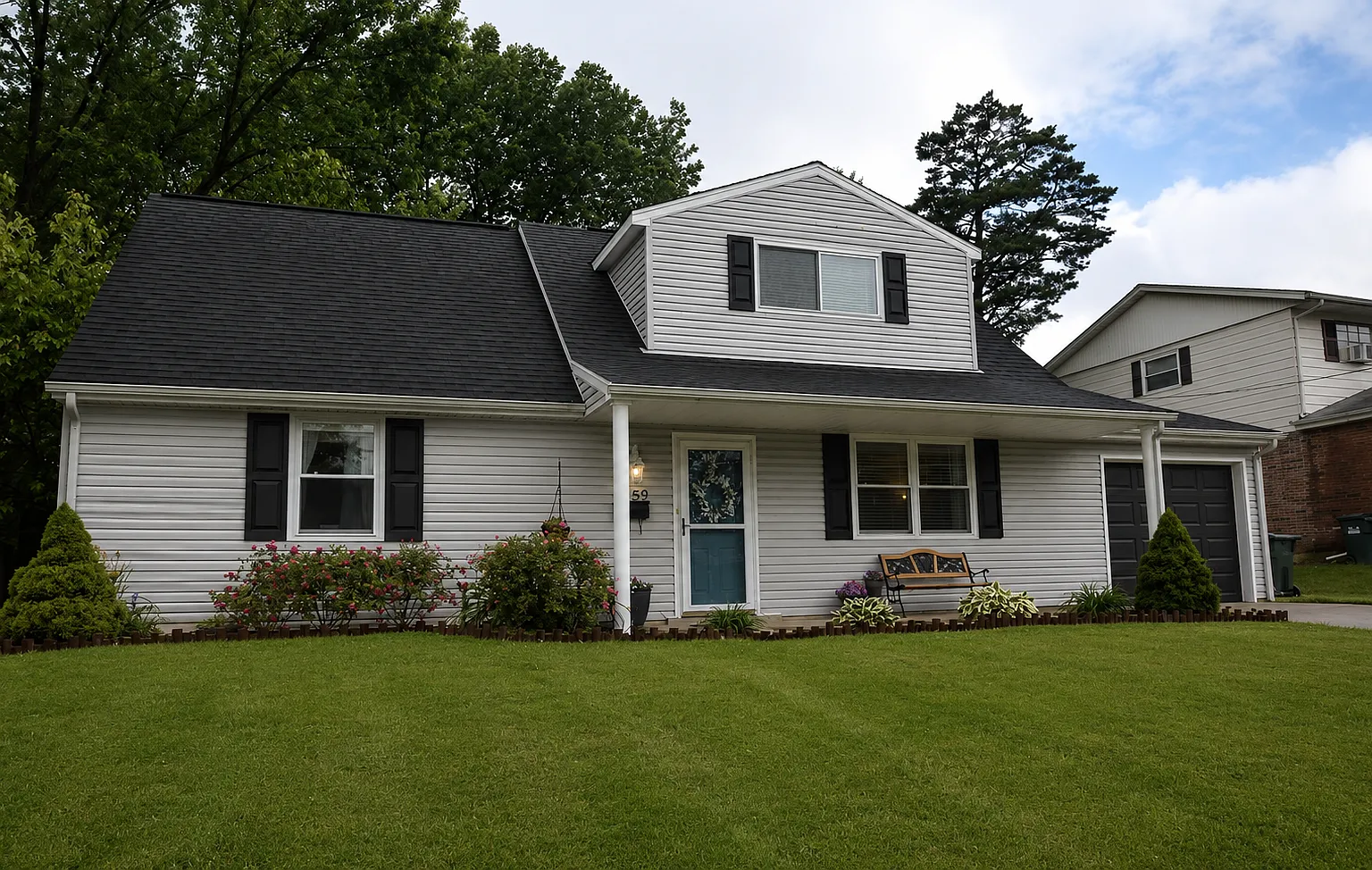 4 bed, 1480 sqft, $2,200 — Photo 1