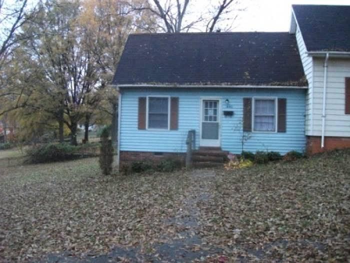 Cozy 2 Bedroom Duplex